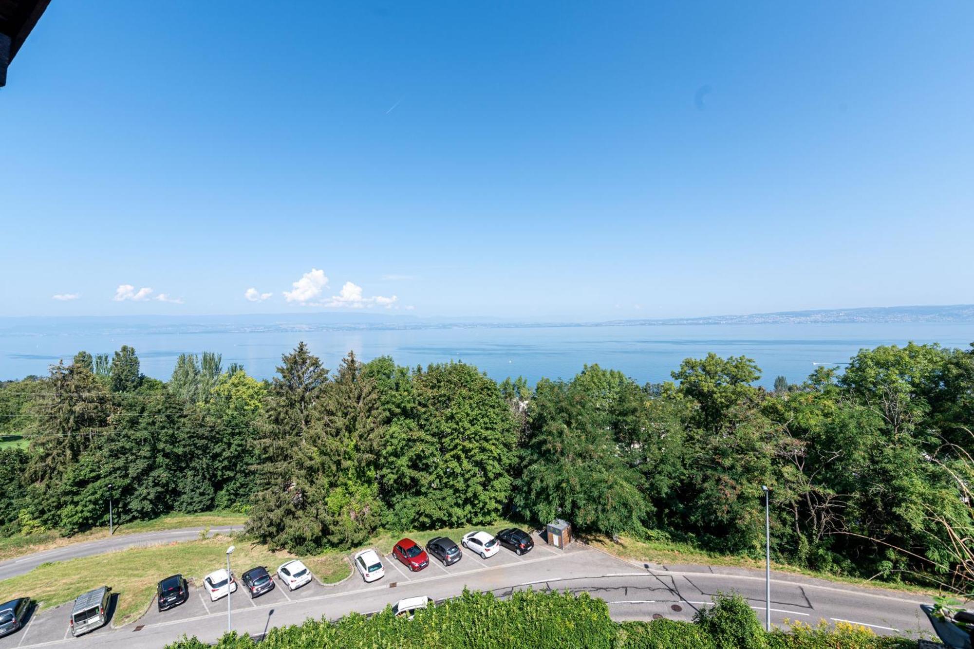 Zenitude Hôtel-Résidences Les Terrasses du Lac Évian-les-Bains Exterior foto