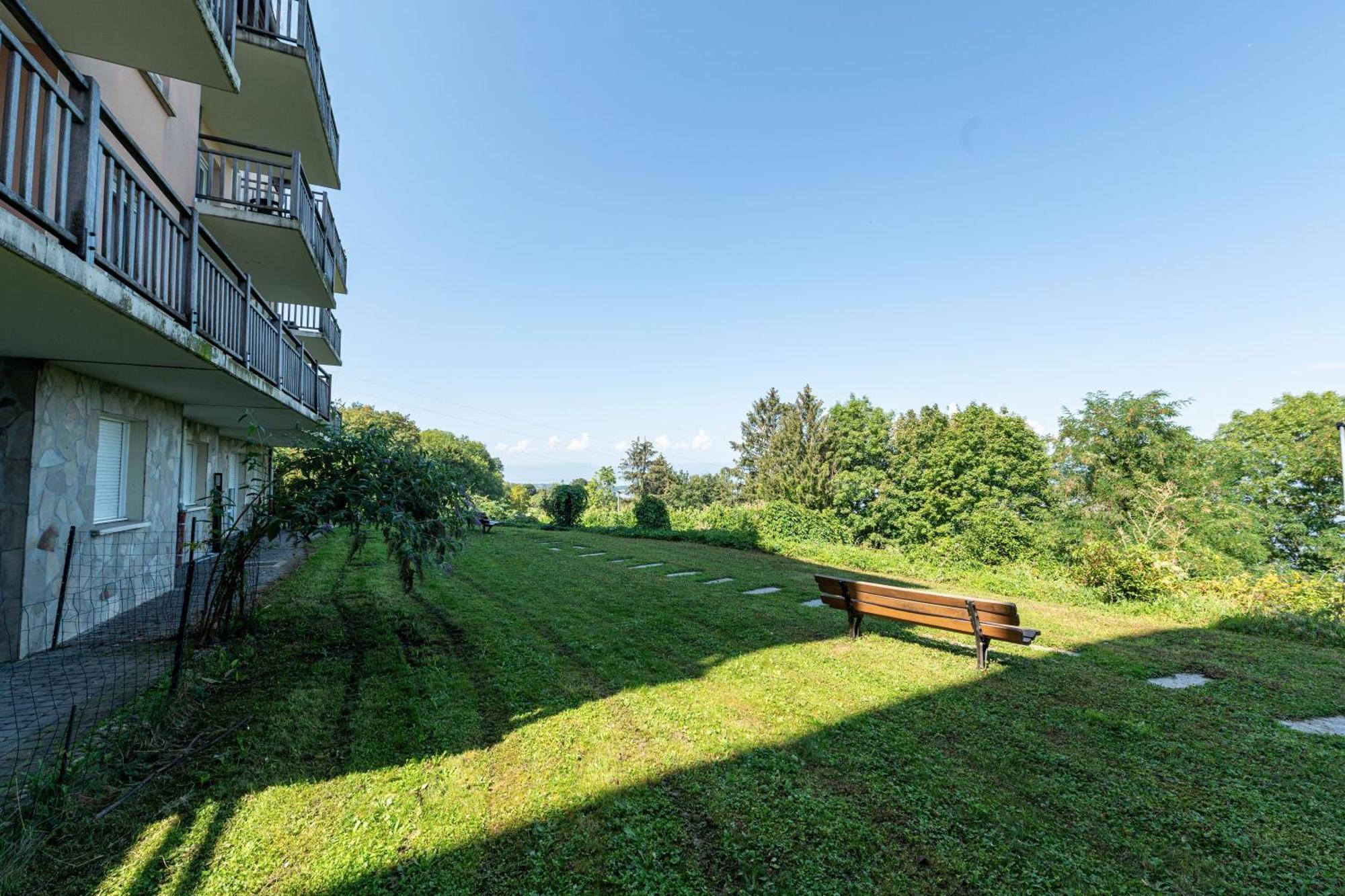 Zenitude Hôtel-Résidences Les Terrasses du Lac Évian-les-Bains Exterior foto